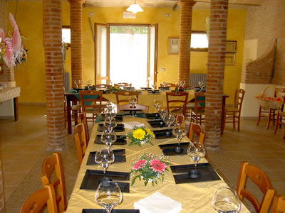 Il Salone del Bed and Breakfast Ravaglia Grande a Castel Guelfo - Imola